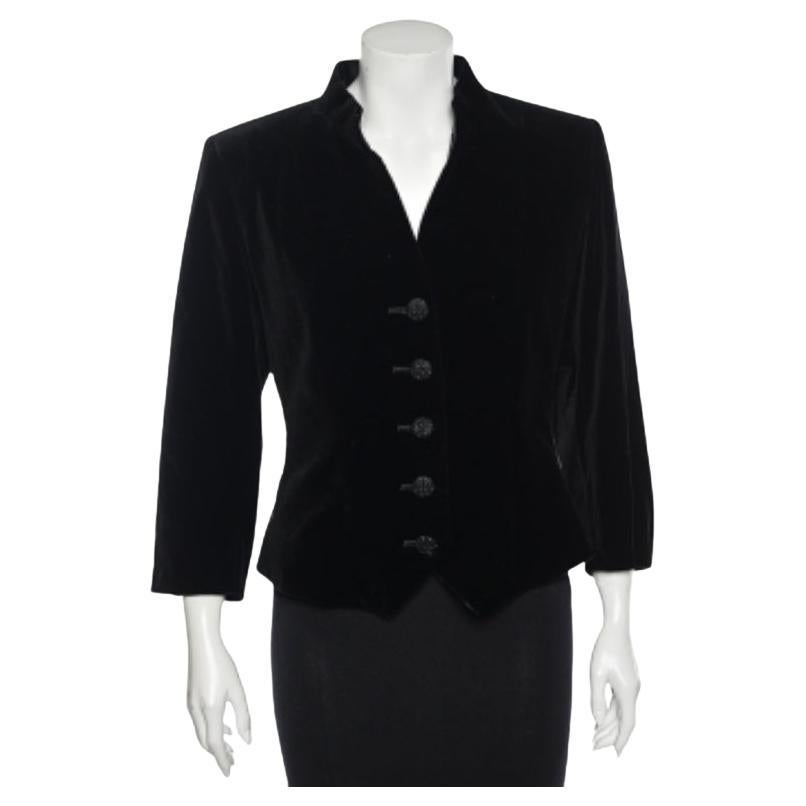 Saint Laurent - Veste en velours noir à boutons sur le devant, taille L en vente