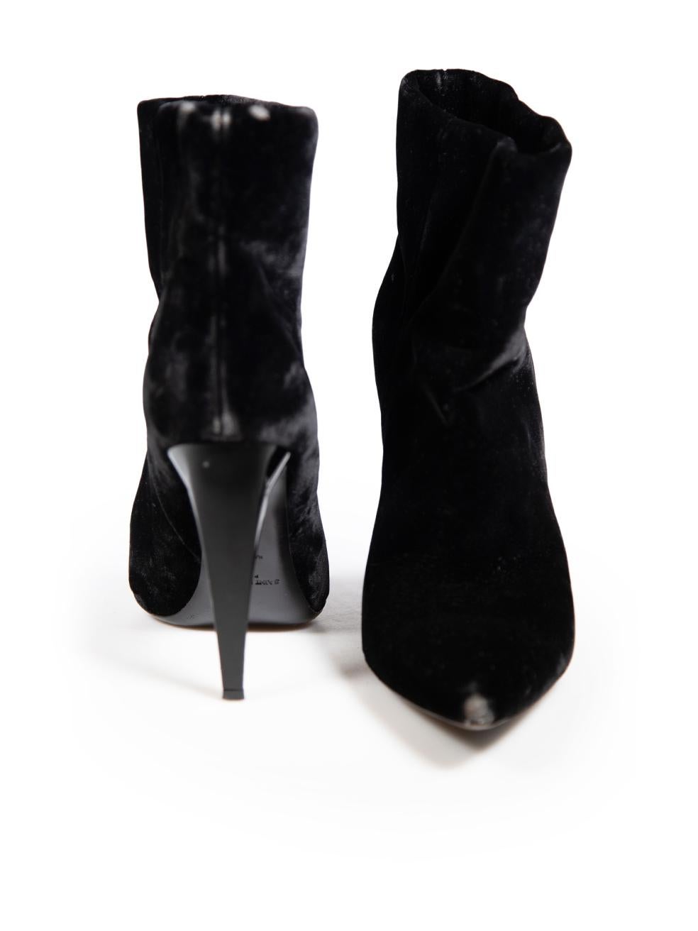Saint Laurent Black Velvet Freja Boots Size IT 39 In Good Condition For Sale In London, GB