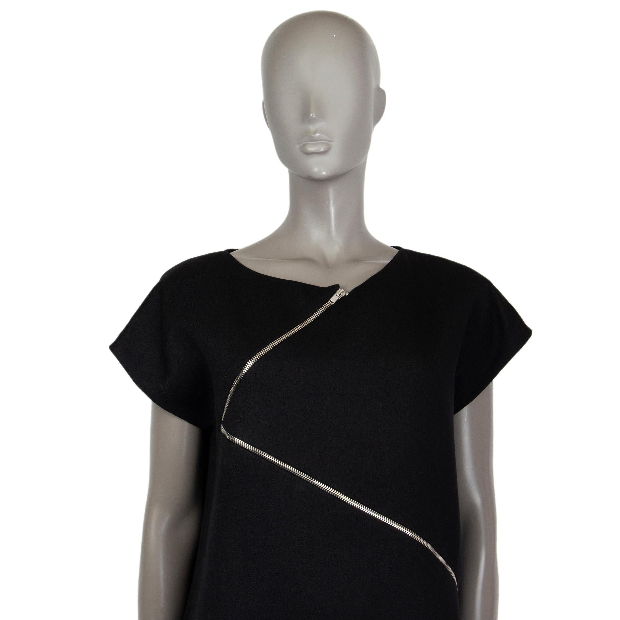 SAINT LAURENT black wool ASYMMETRIC ZIP CAP SLEEVE Dress 42 In Excellent Condition For Sale In Zürich, CH