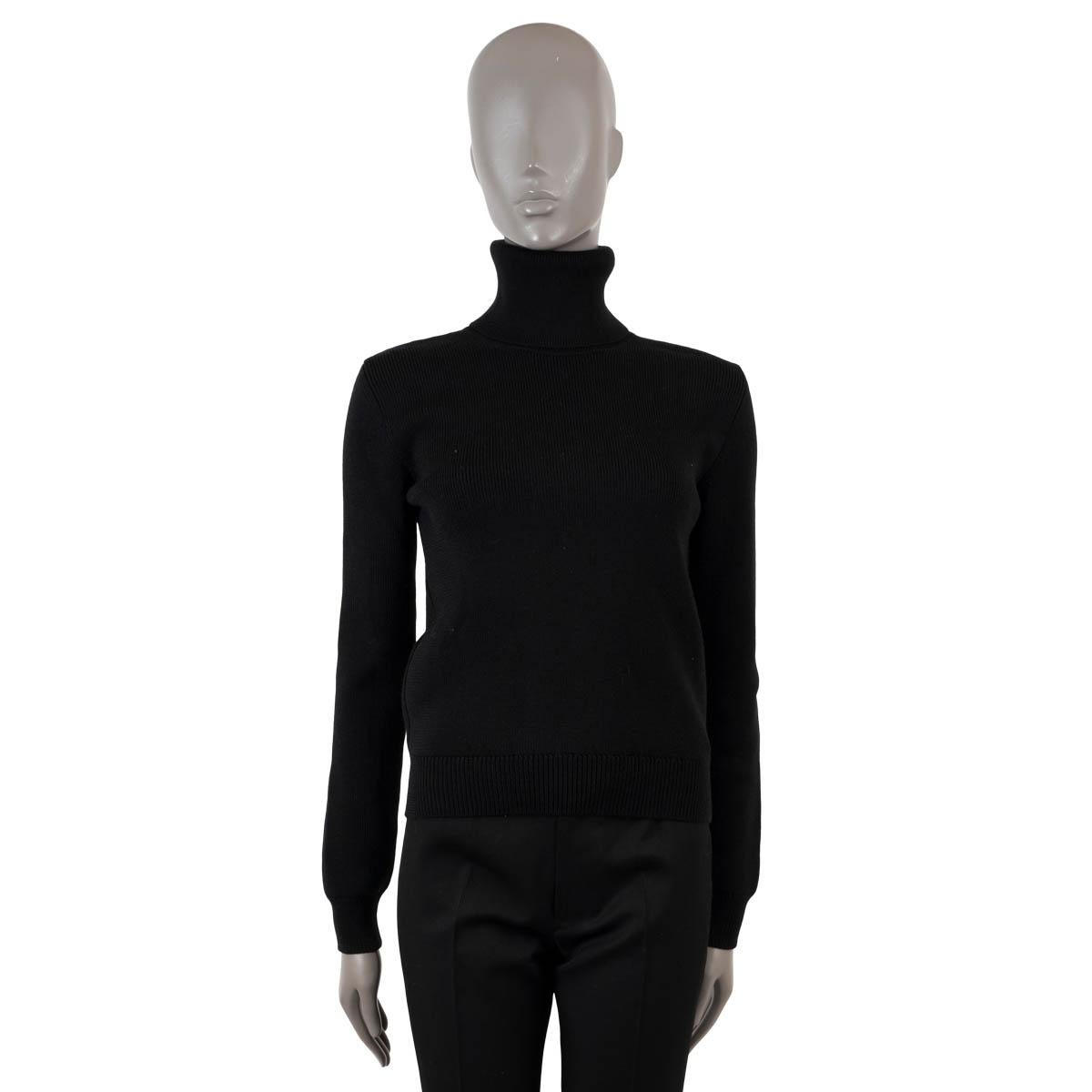 SAINT LAURENT black wool RIB-KNIT TURTLENECK Sweater M In Excellent Condition For Sale In Zürich, CH