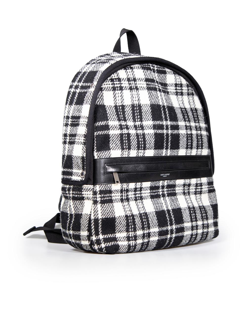 CONDITION is Never worn, with tags. No visible wear to bag is evident on this new Saint Laurent designer resale item. This item comes with original dust bag.
 
 
 
 Details
 
 
 City model
 
 Black
 
 Wool
 
 Medium backpack
 
 Tartan pattern
 
 1x