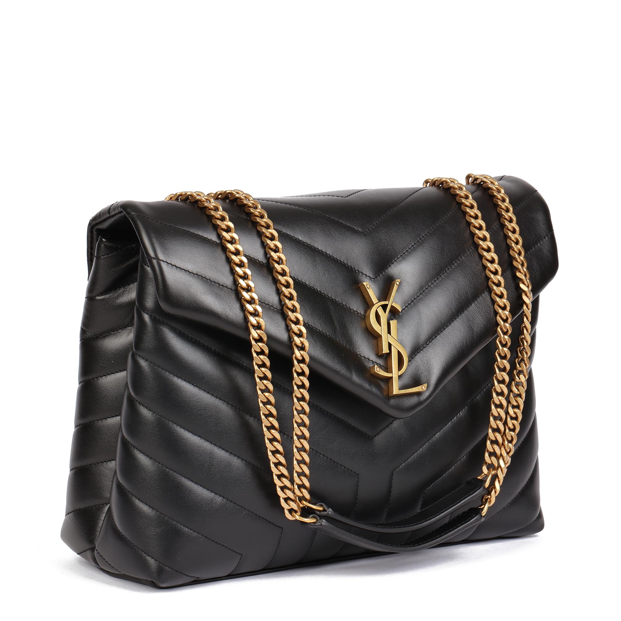 SAINT LAURENT
Black Y Quilted Calfskin Leather Medium Loulou

Xupes Reference: HB4635
Serial Number: TCT574946.0120
Age (Circa): 2022
Accompanied By: Saint Laurent Dust Bag, Care Booklet
Authenticity Details: Date Stamp (Made in Italy)
Gender: