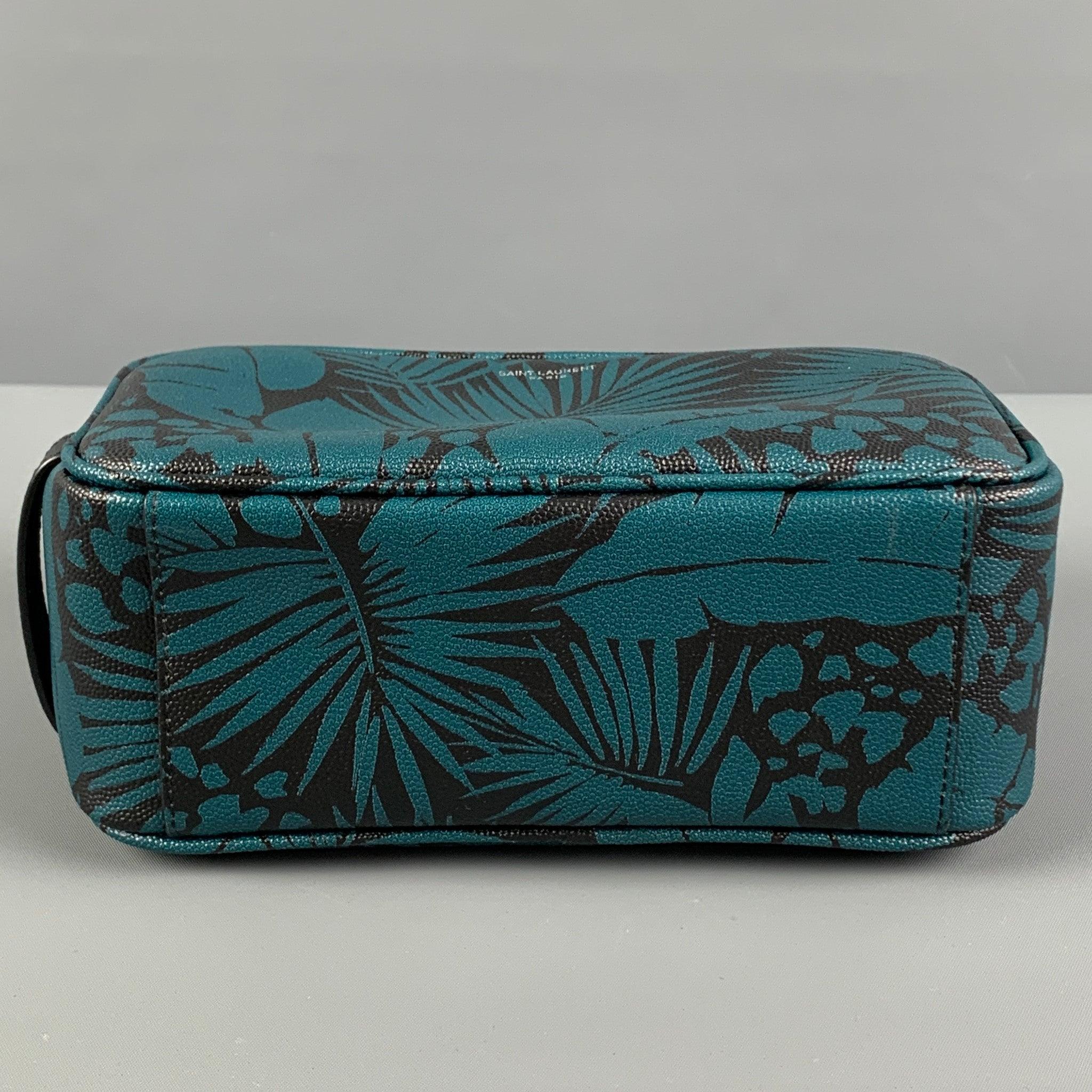 SAINT LAURENT - Trousse de toilette en toile bleue et noire avec feuilles en vente 2