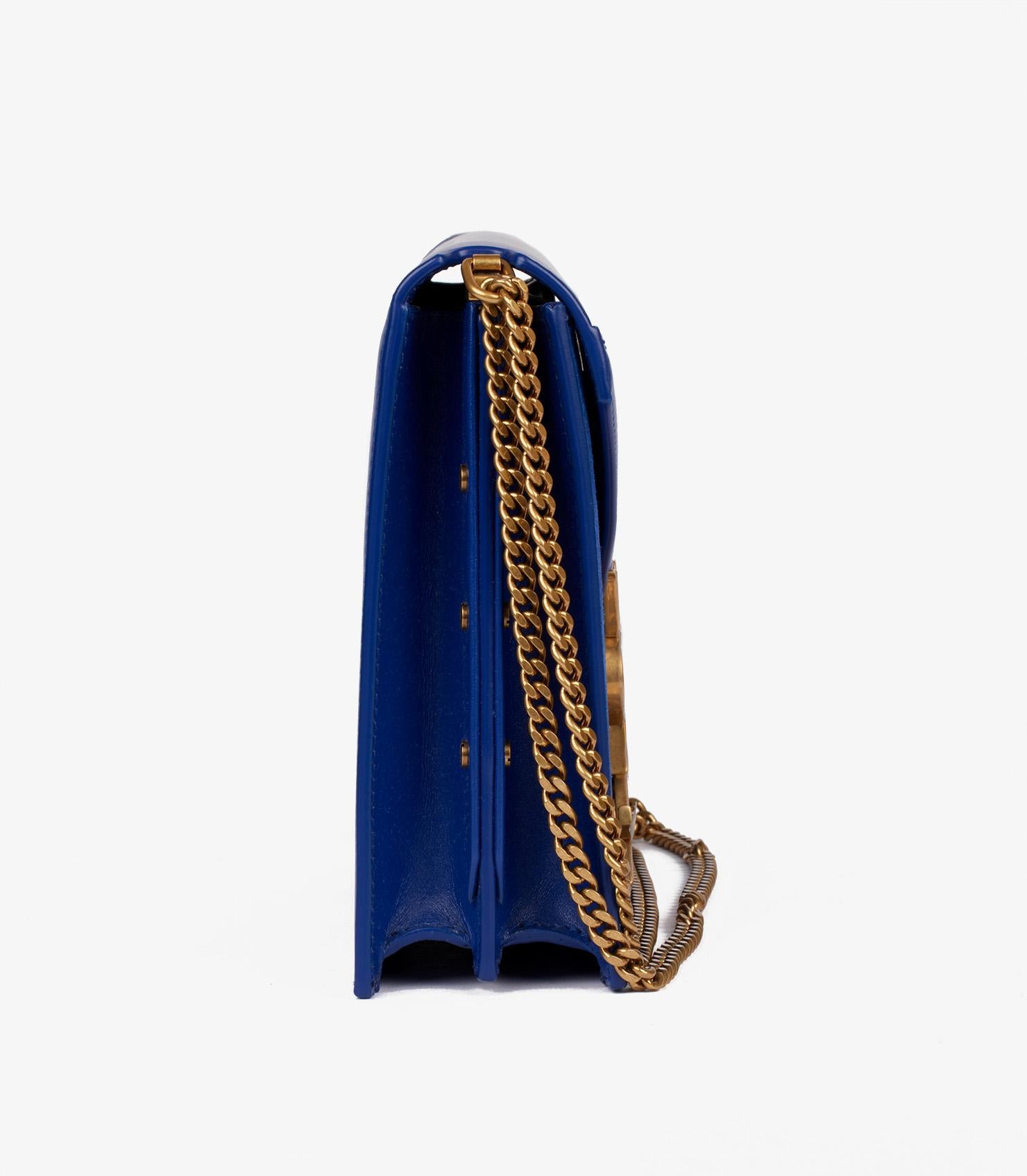 Women's Saint Laurent Blue Calfskin Leather & Suede Medium Cassandra For Sale