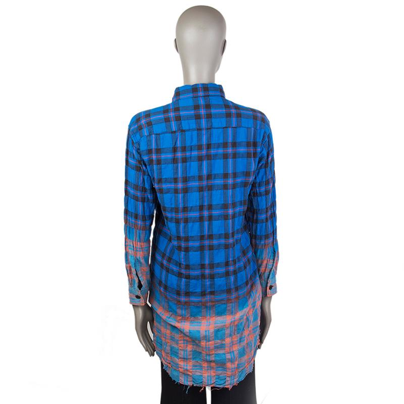 SAINT LAURENT blue cotton GRADIENT PLAID LONG Button Up Shirt M In Excellent Condition In Zürich, CH