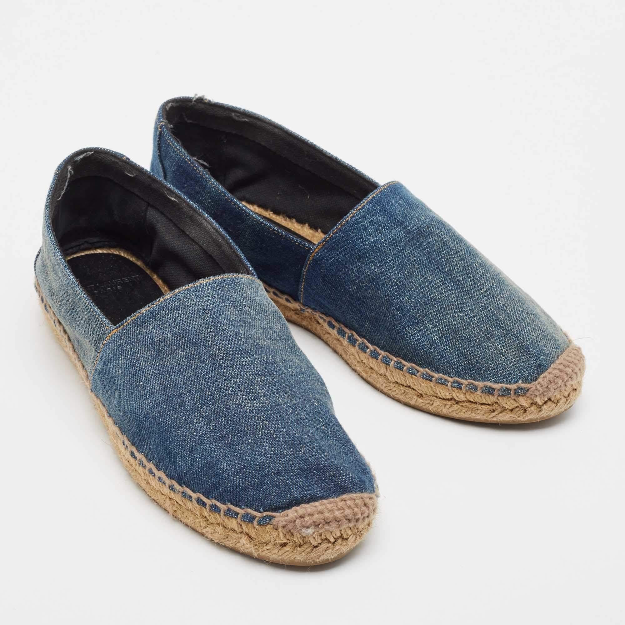 Saint Laurent  Blue Denim Espadrille Flats Size 36.5 In Fair Condition For Sale In Dubai, Al Qouz 2