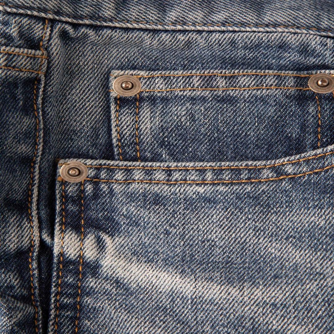 Saint Laurent Vaqueros azules ajustados de talle alto Talla S Gris en venta