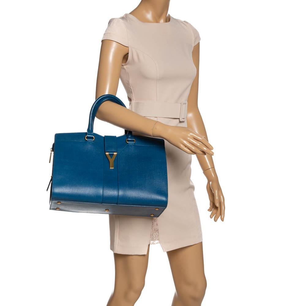 Saint Laurent Blue Leather Medium Cabas Chyc Tote In Good Condition In Dubai, Al Qouz 2