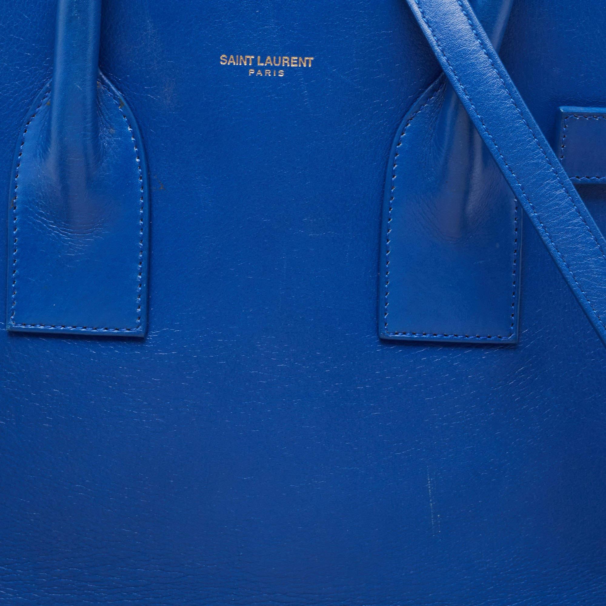 Saint Laurent Blue Leather Small Classic Sac De Jour Tote For Sale 4