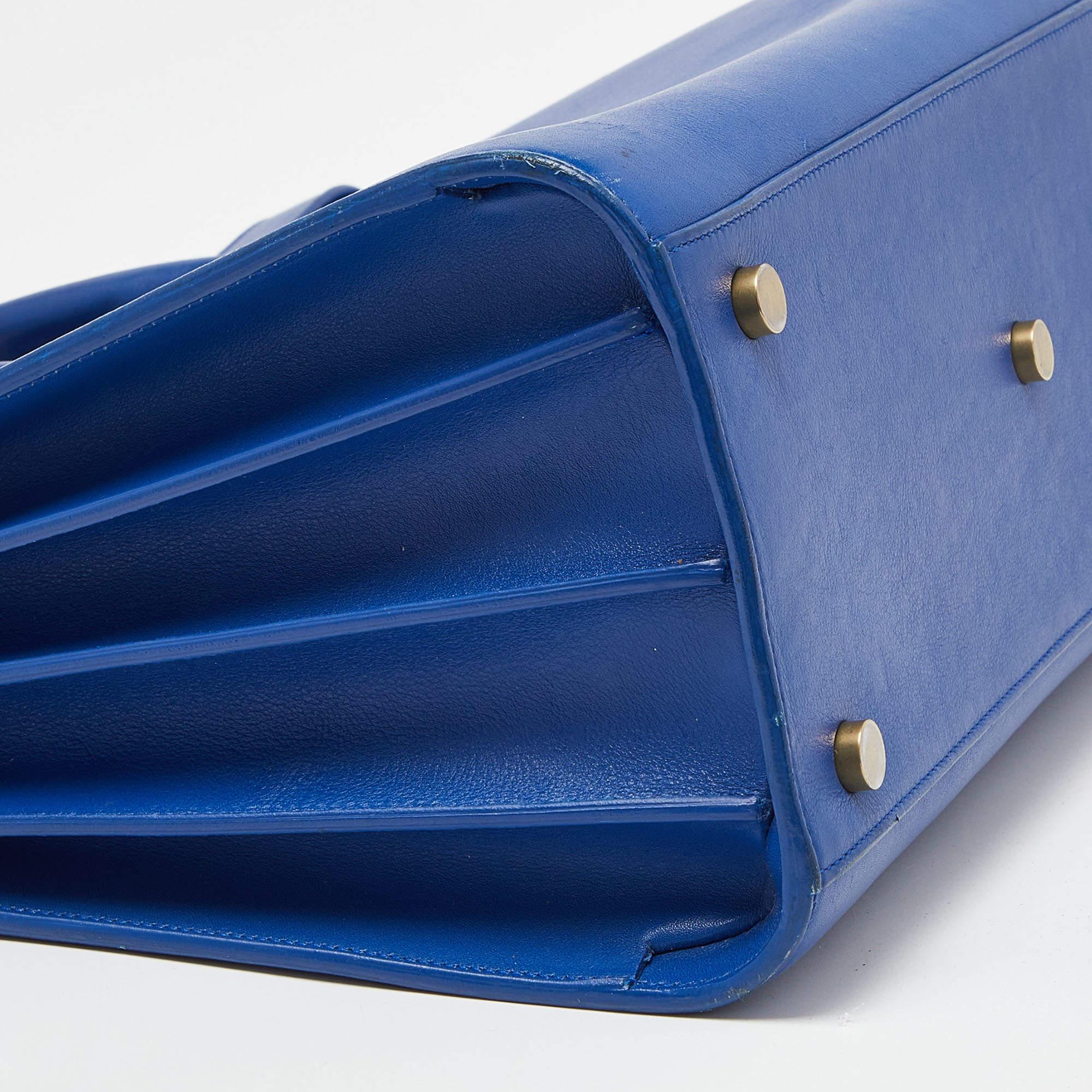 Saint Laurent - Petit sac de jour classique en cuir bleu en vente 4
