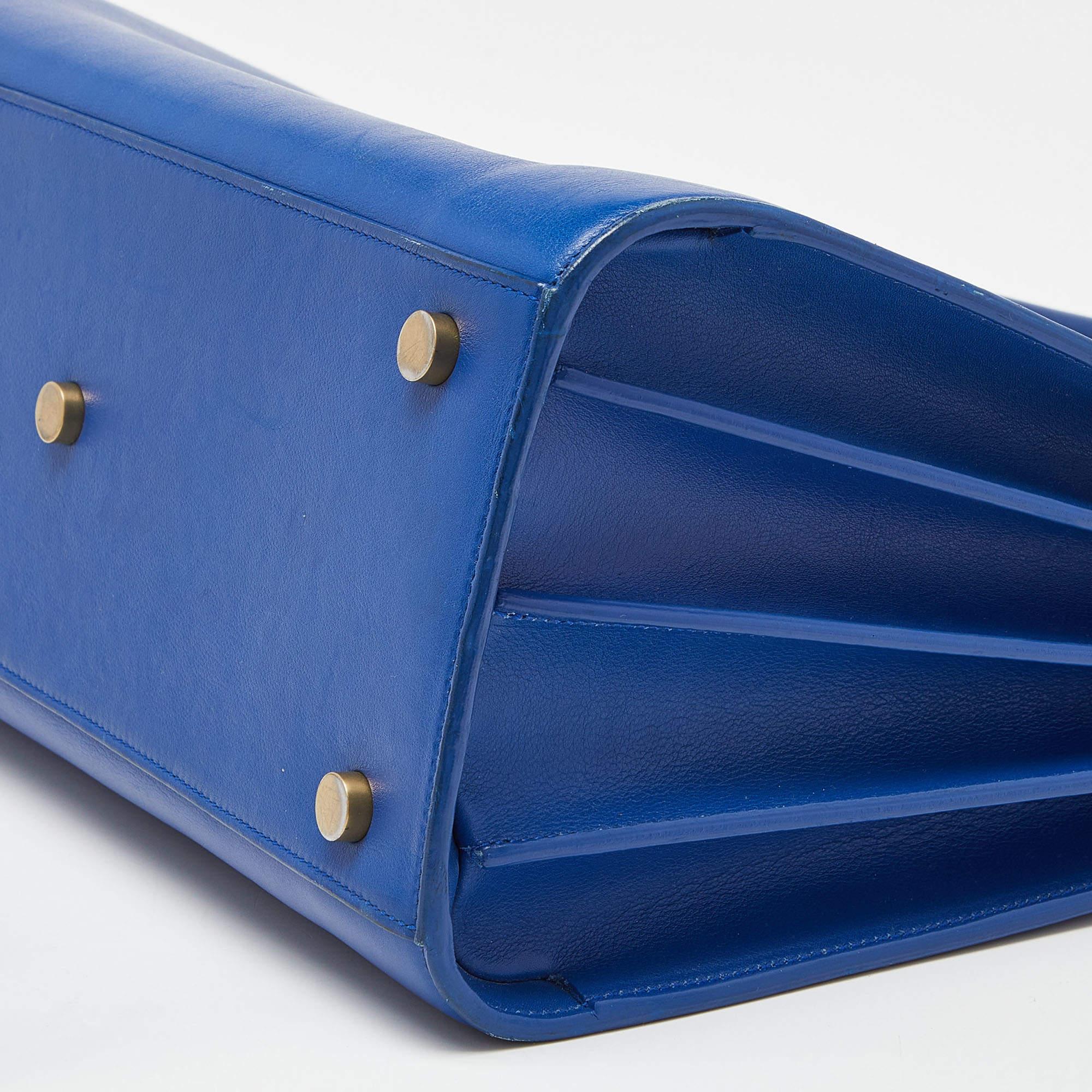Saint Laurent - Petit sac de jour classique en cuir bleu en vente 5
