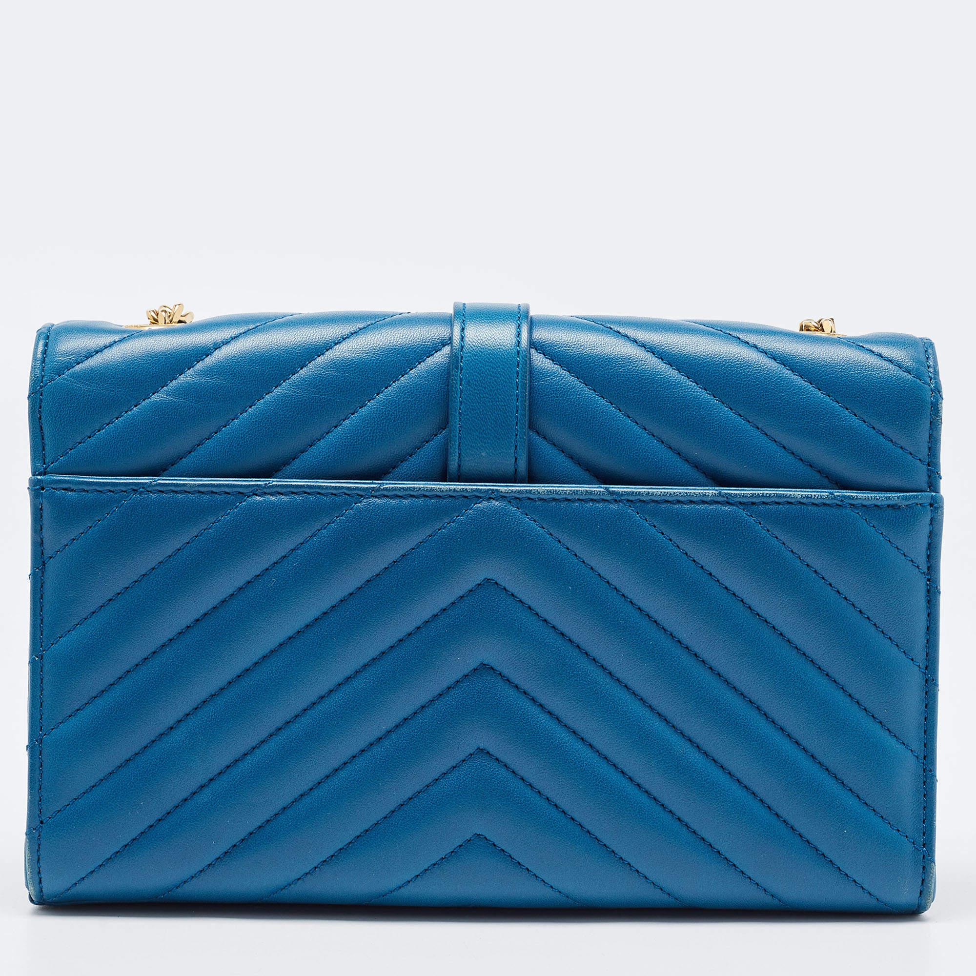 Women's Saint Laurent Blue Matelasse Leather Envelope Chain Shoulder Bag