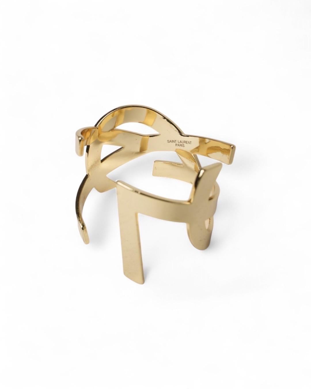 Saint Laurent Bracciale YSL Rigido Oro Bon état - En vente à Torre Del Greco, IT