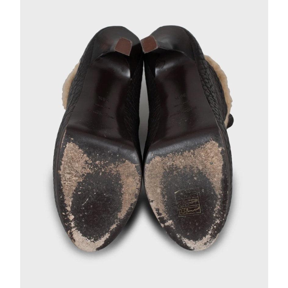 Donna Saint Laurent - Stivaletti in pelle marrone con bordo in pelliccia - 38,5 in vendita