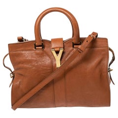 Saint Laurent Kleine Cabas Chyc-Tasche aus braunem Leder