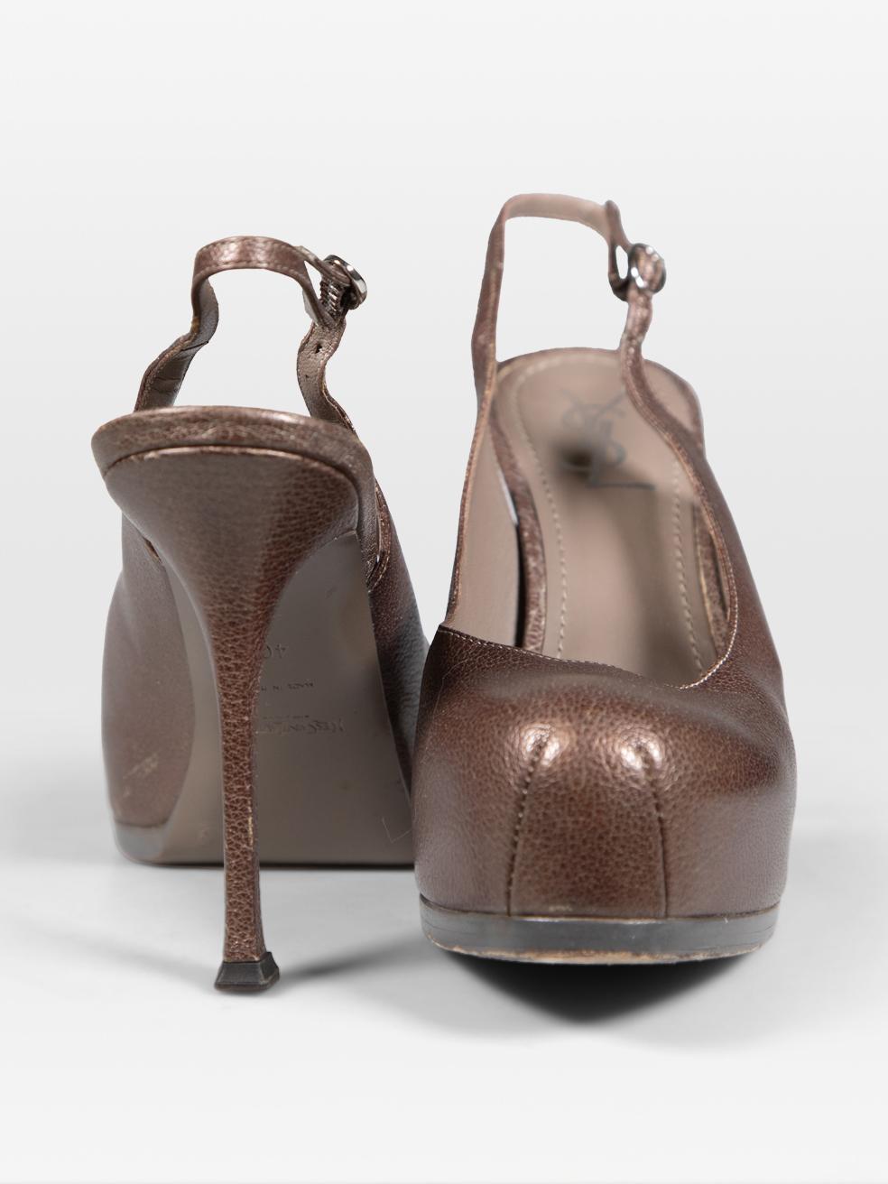 Grigio Saint Laurent Tacchi in pelle marrone Taglia IT 40 in vendita