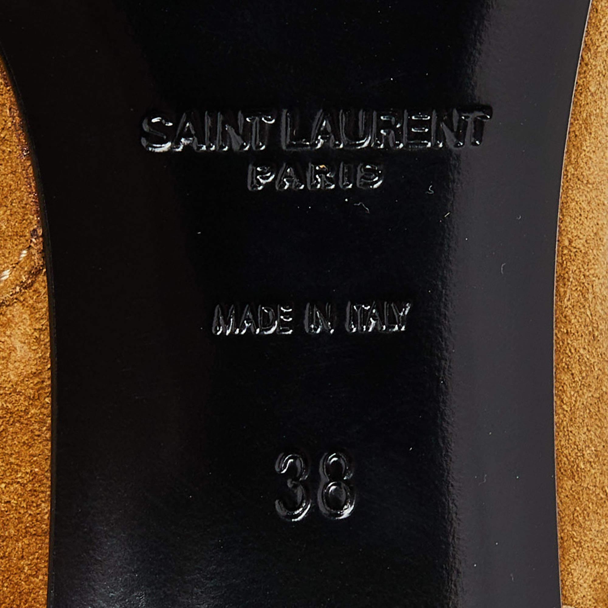 Saint Laurent Brown Suede Pointed Toe Fringe Ankle Boots Size 38 en vente 1