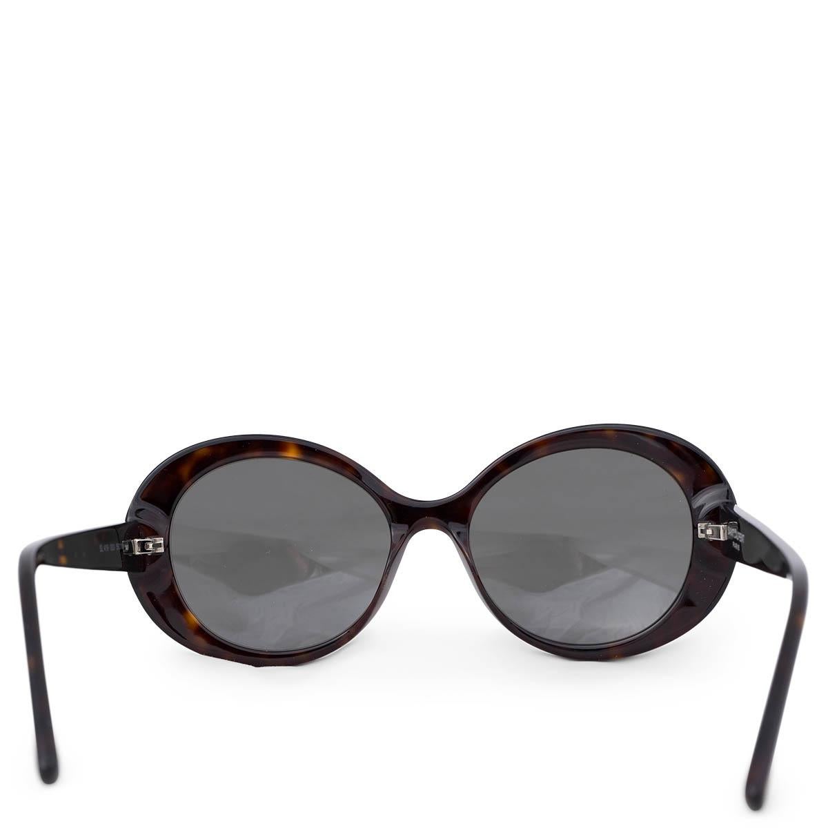 SAINT LAURENT brown tortoise OVAL Sunglasses SL419 In Excellent Condition For Sale In Zürich, CH