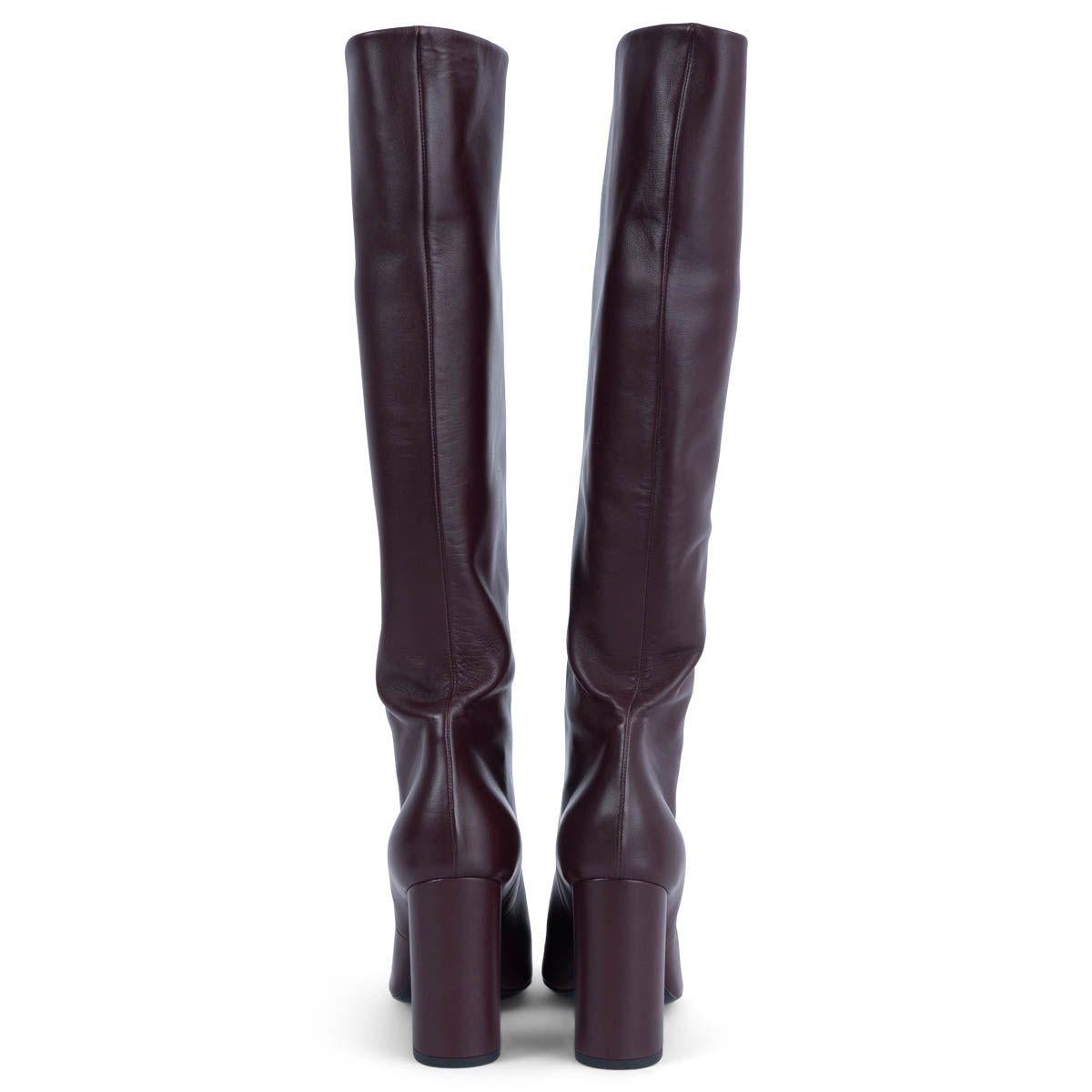 SAINT LAURENT burgundy leather LOU 96 Knee High Boots Shoes 37.5 In Excellent Condition For Sale In Zürich, CH
