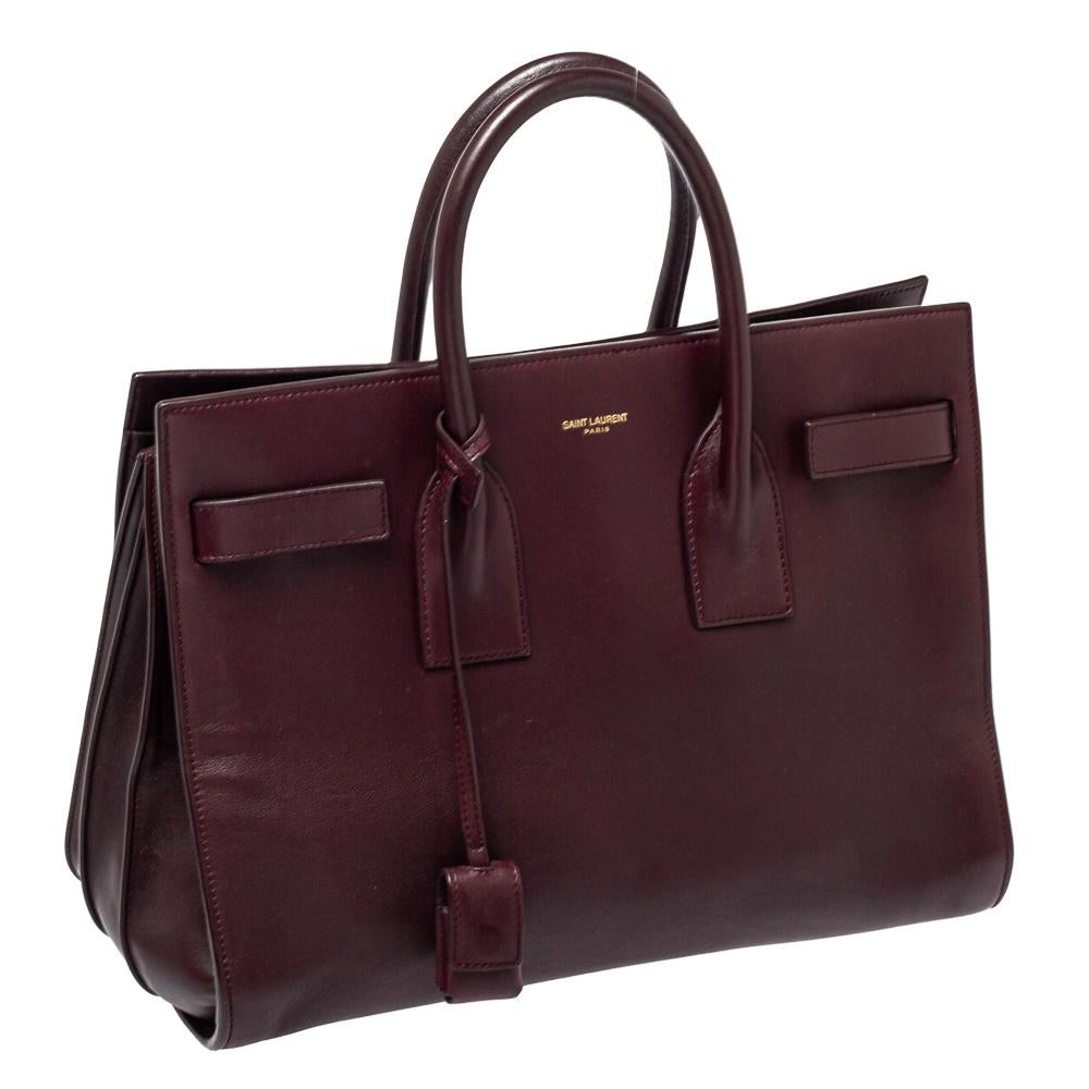 Saint Laurent Burgundy Leather Small Classic Sac De Jour Tote In Good Condition In Dubai, Al Qouz 2