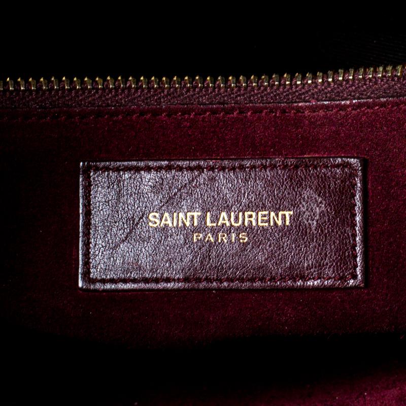 Saint Laurent Burgundy Leather Small Classic Sac De Jour Tote In Good Condition In Dubai, Al Qouz 2