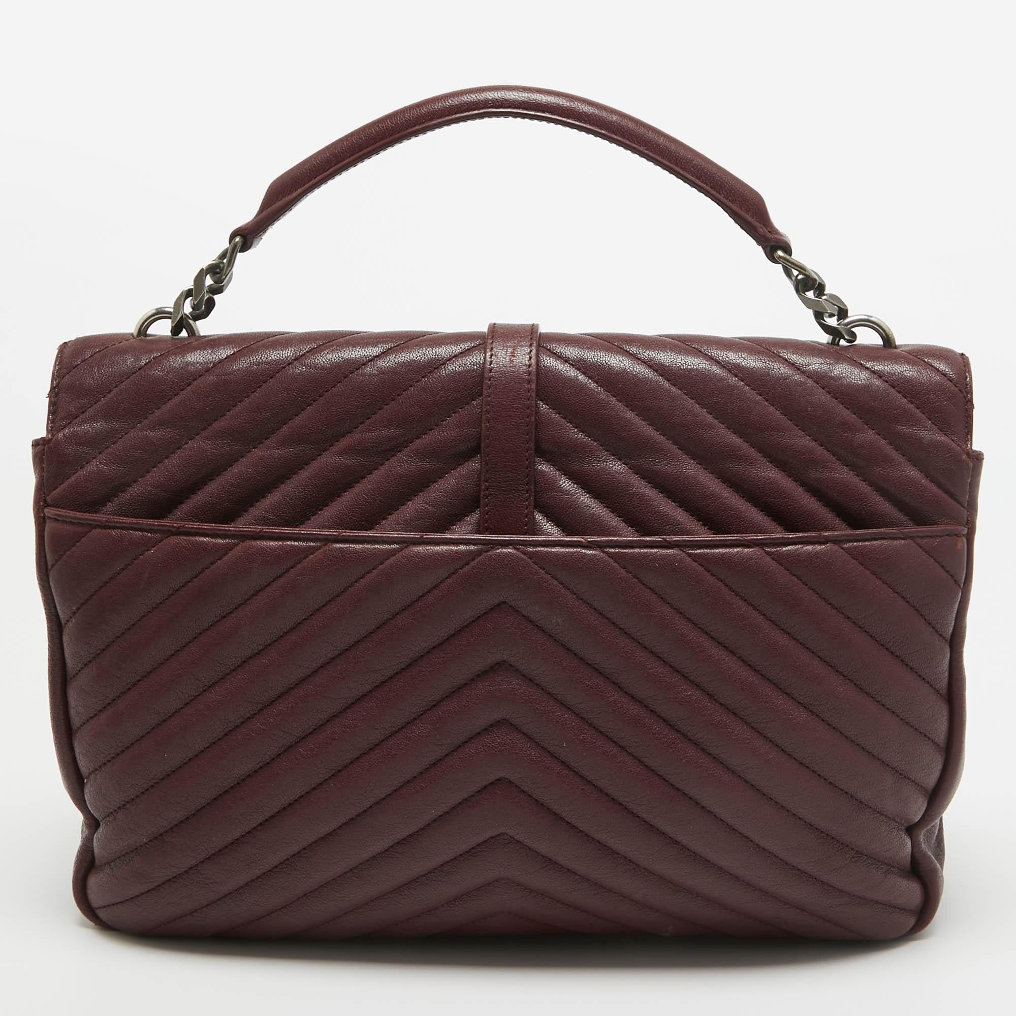 Saint Laurent Bolso Colegial Grande de Asa Superior de Piel de Matelass Borgoña en Bueno Estado en Dubai, Al Qouz 2