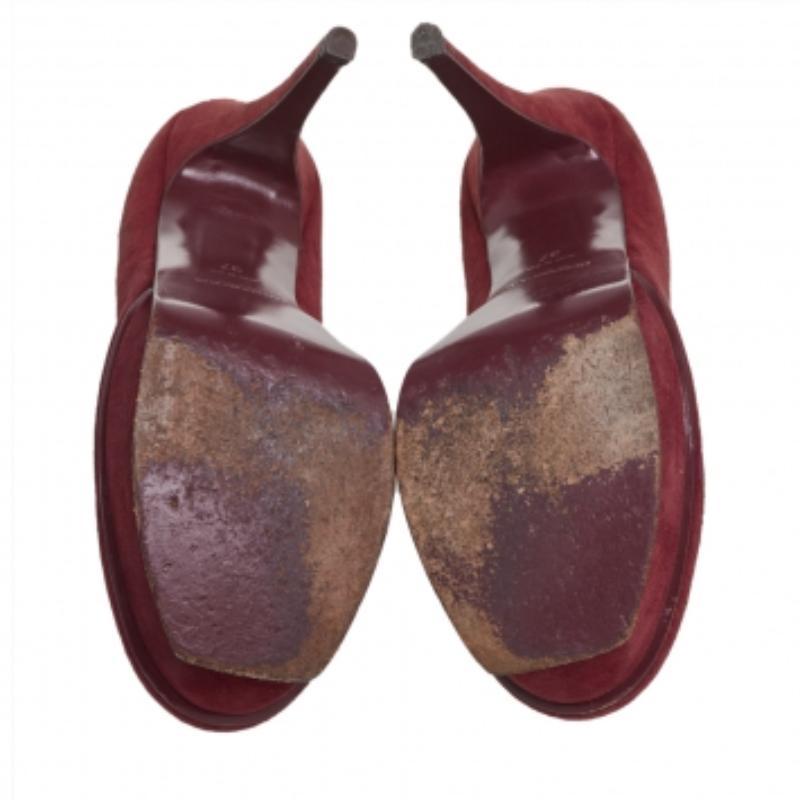 Saint Laurent Burgundy Suede Tribtoo Pumps Size 37 For Sale 2