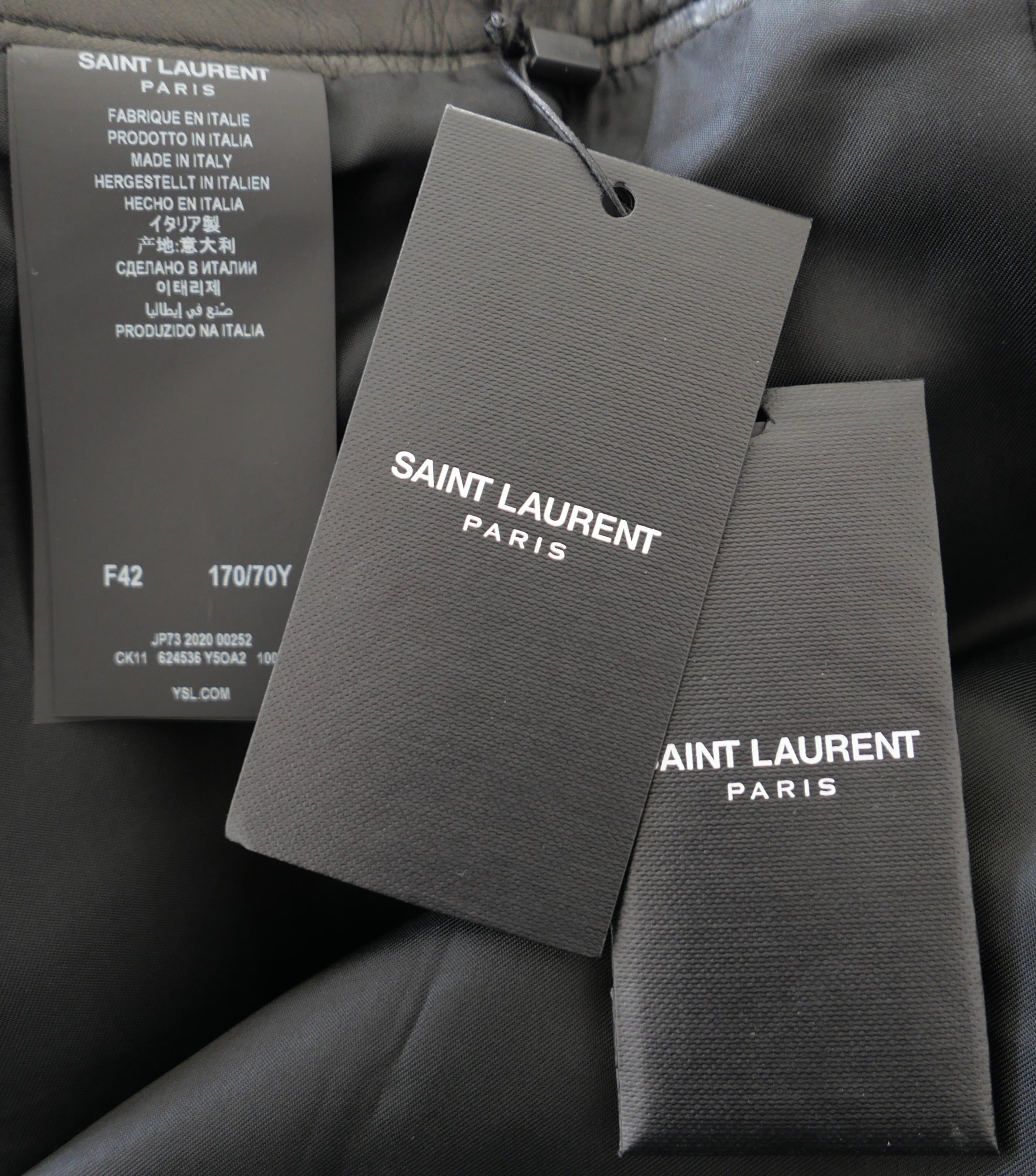 Saint Laurent Gonna con bottoni in pelle Pre-Fall 2020 N in vendita 2