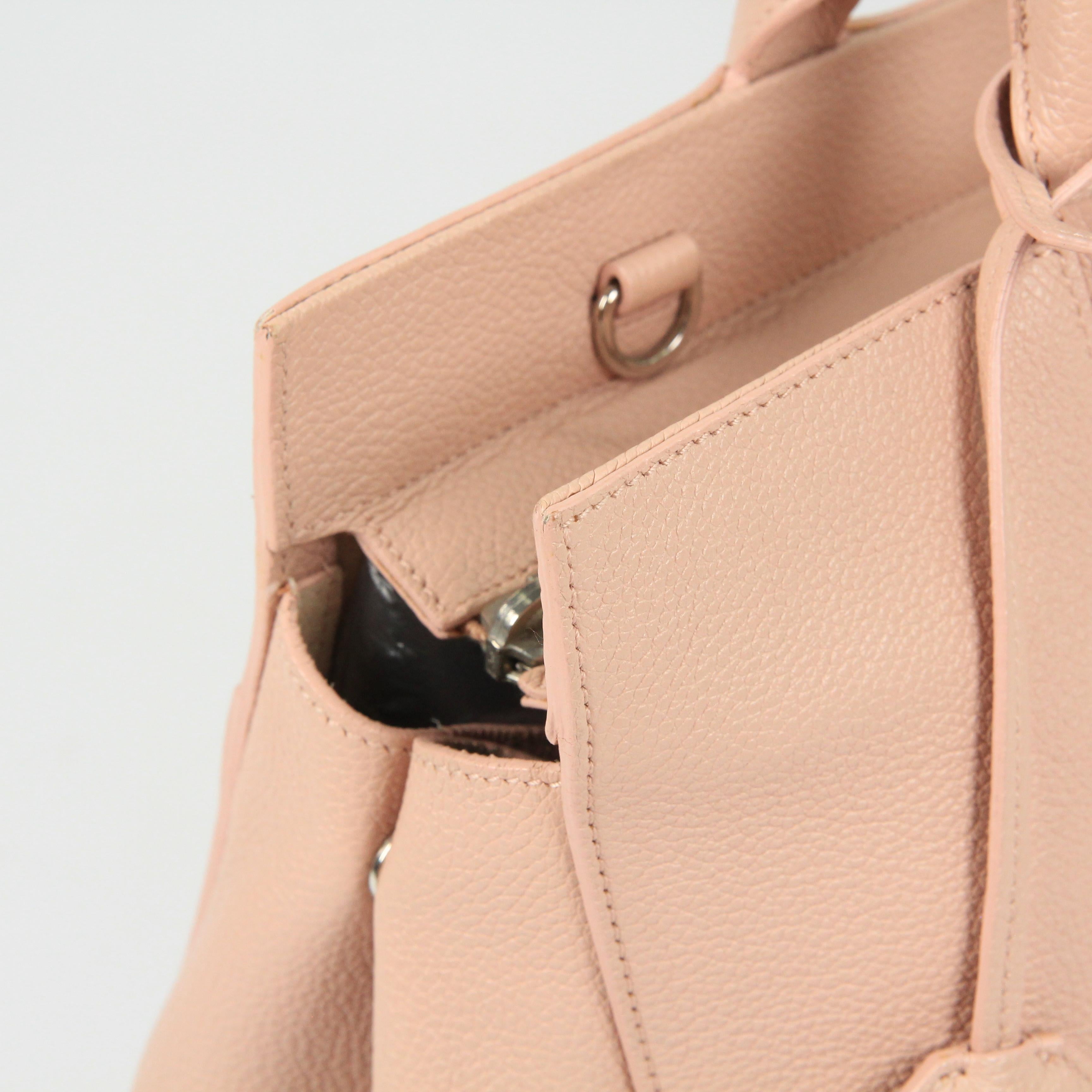 Saint Laurent Cabas Rive Gauche leather handbag For Sale 16