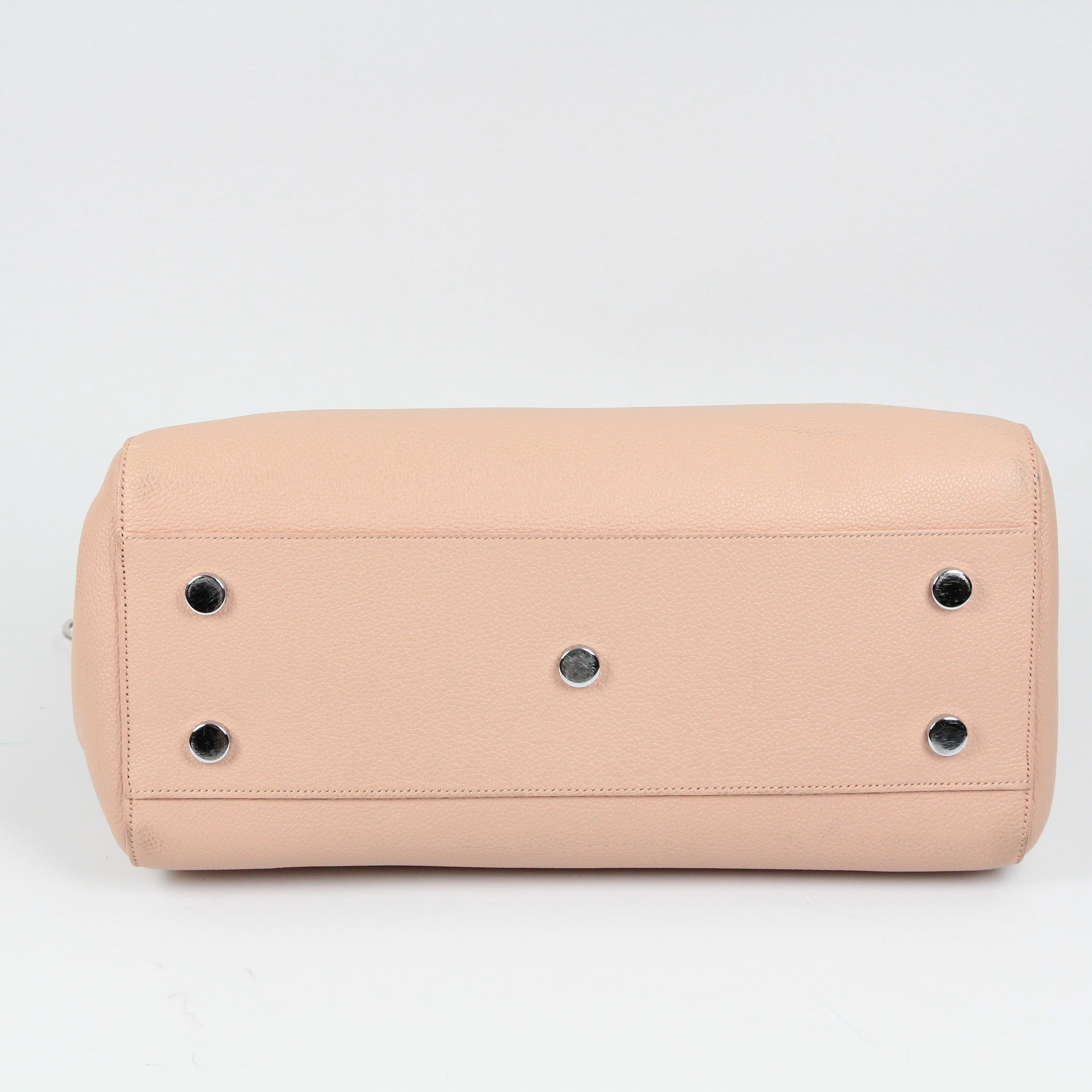 Women's Saint Laurent Cabas Rive Gauche leather handbag For Sale