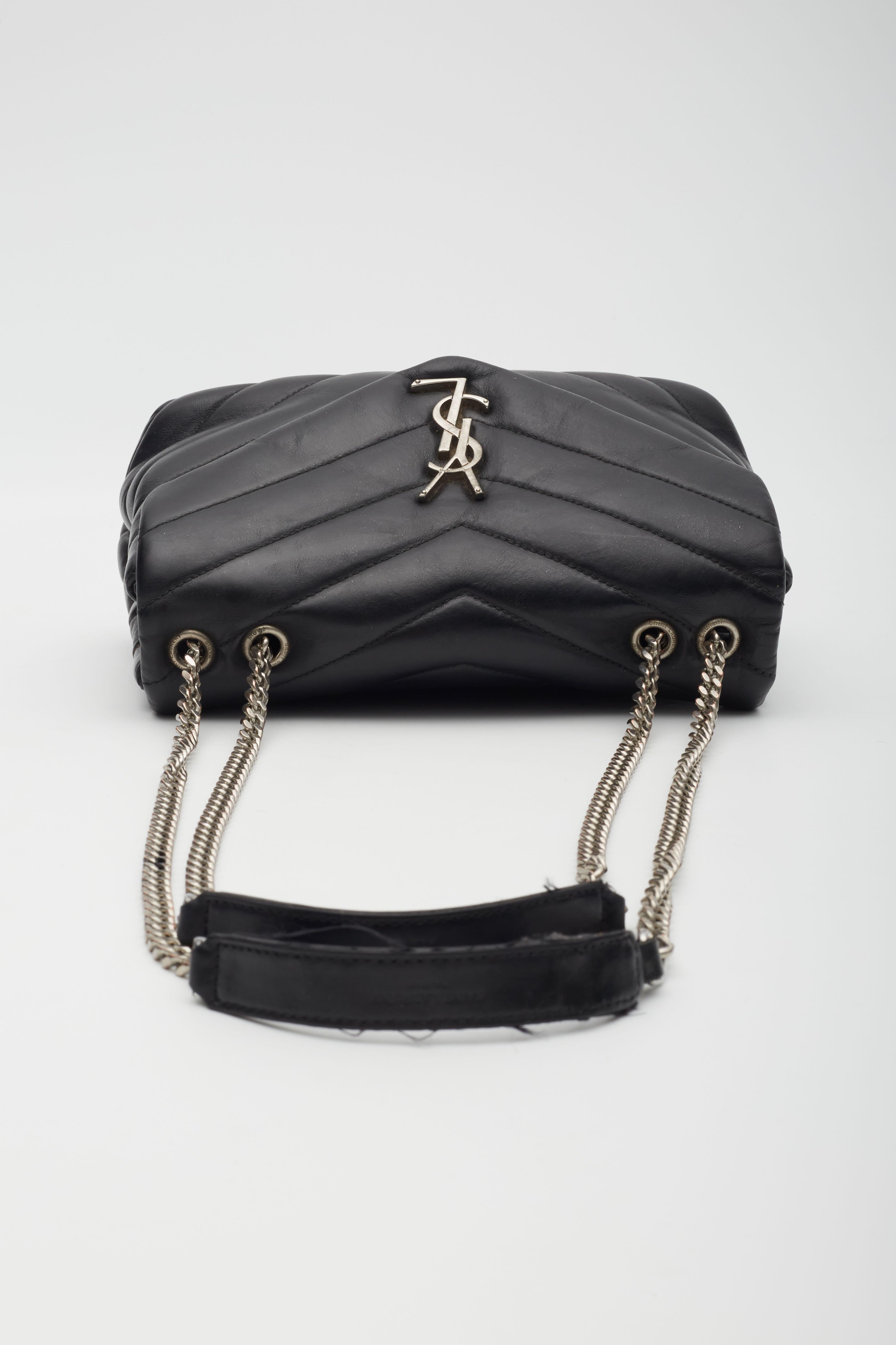 Saint Laurent Calfskin Black Toy Loulou Bag Silver (Pre Loved) For Sale 3