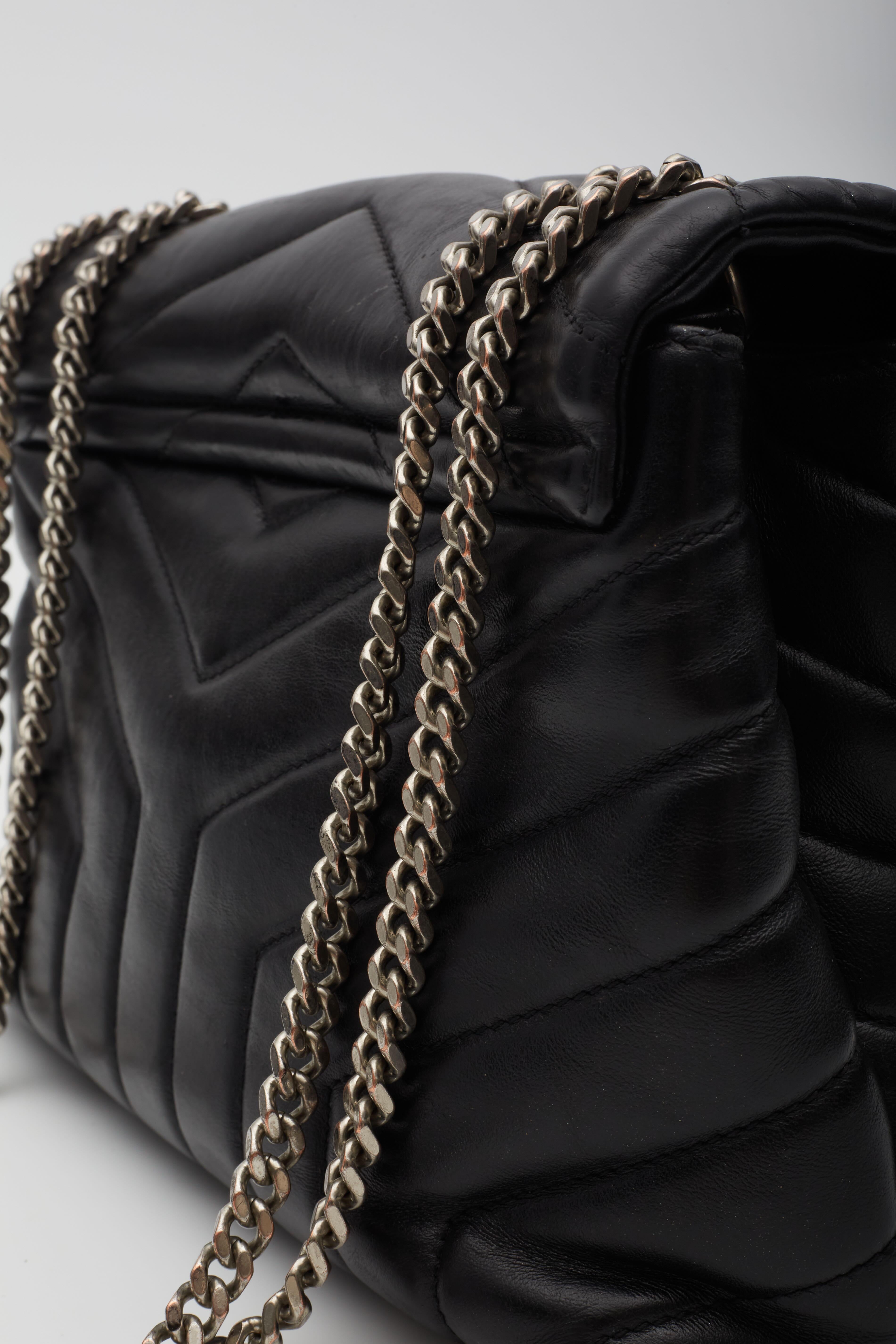 Saint Laurent Calfskin Black Toy Loulou Bag Silver (Pre Loved) For Sale 4