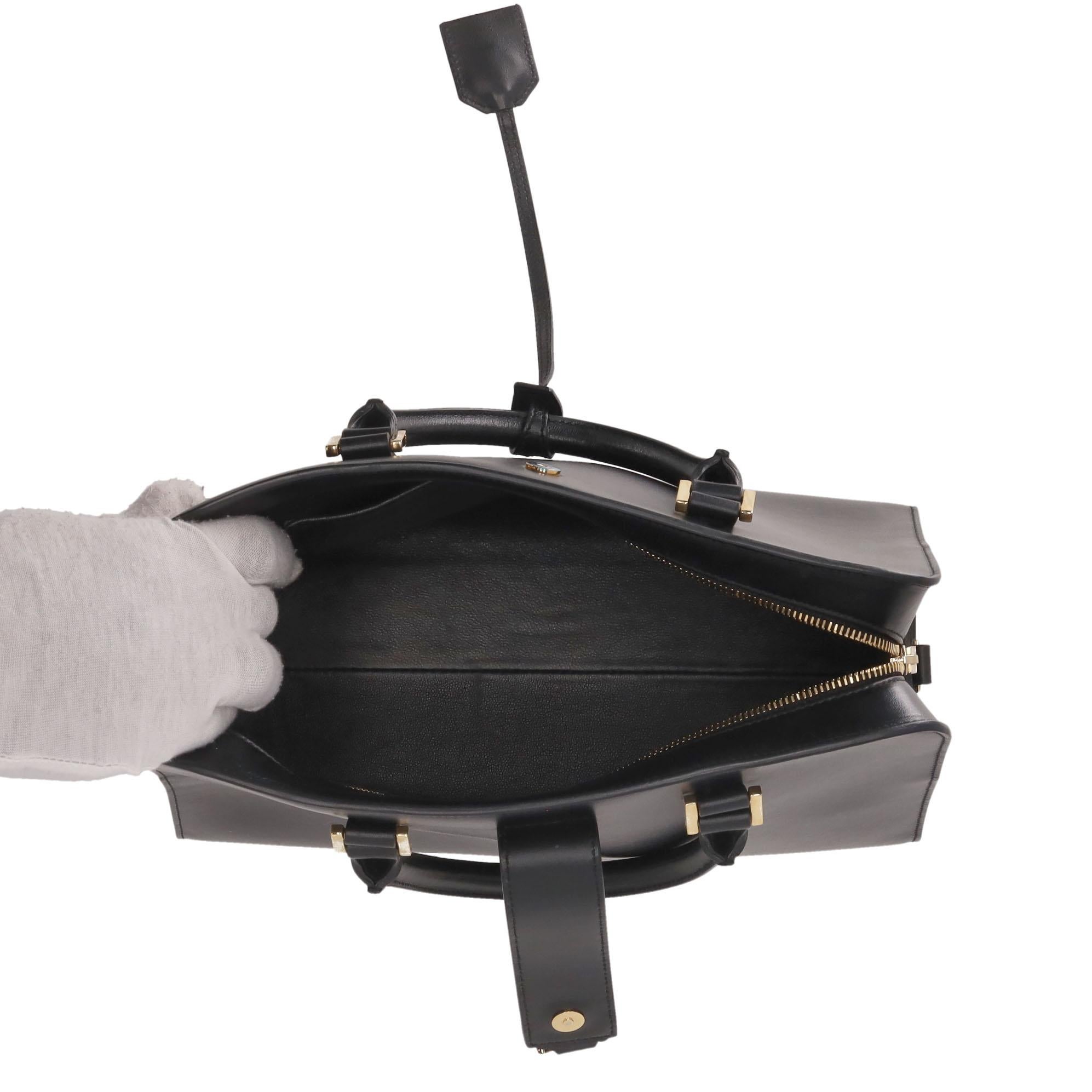 Saint Laurent Borsa Tote Piccola Cabas in pelle di vitello con logo 'YSL' in vendita 2