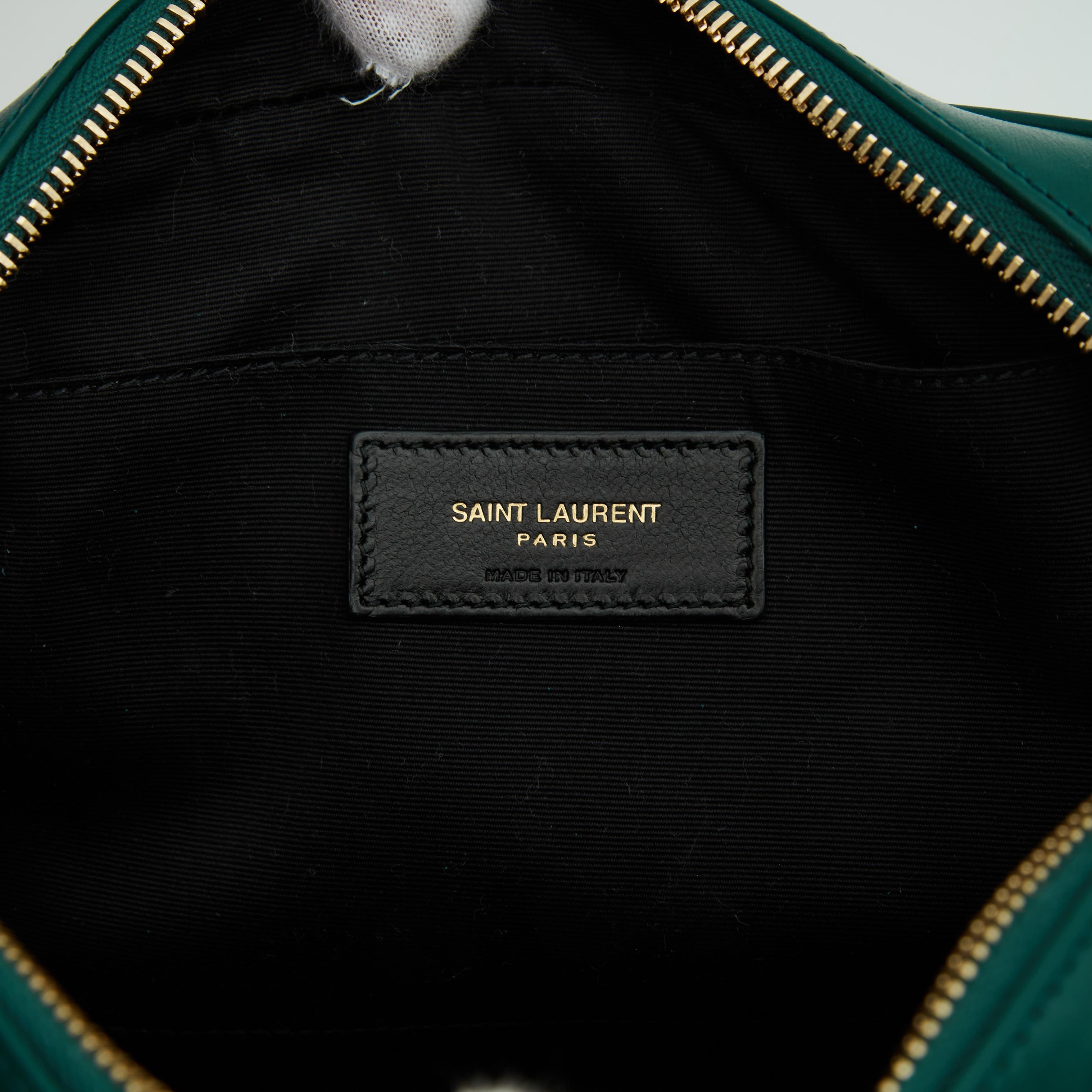 Saint Laurent Calfskin Matelasse Monogram Lou Camera Bag Green (612544) In Excellent Condition In Montreal, Quebec