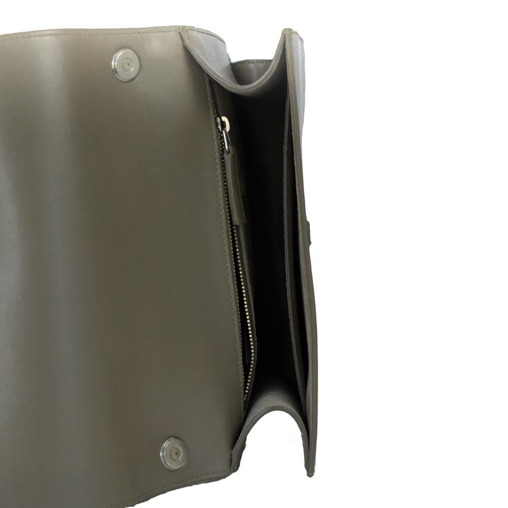 SAINT LAURENT Carre Umhängetasche aus grauem Leder Damen