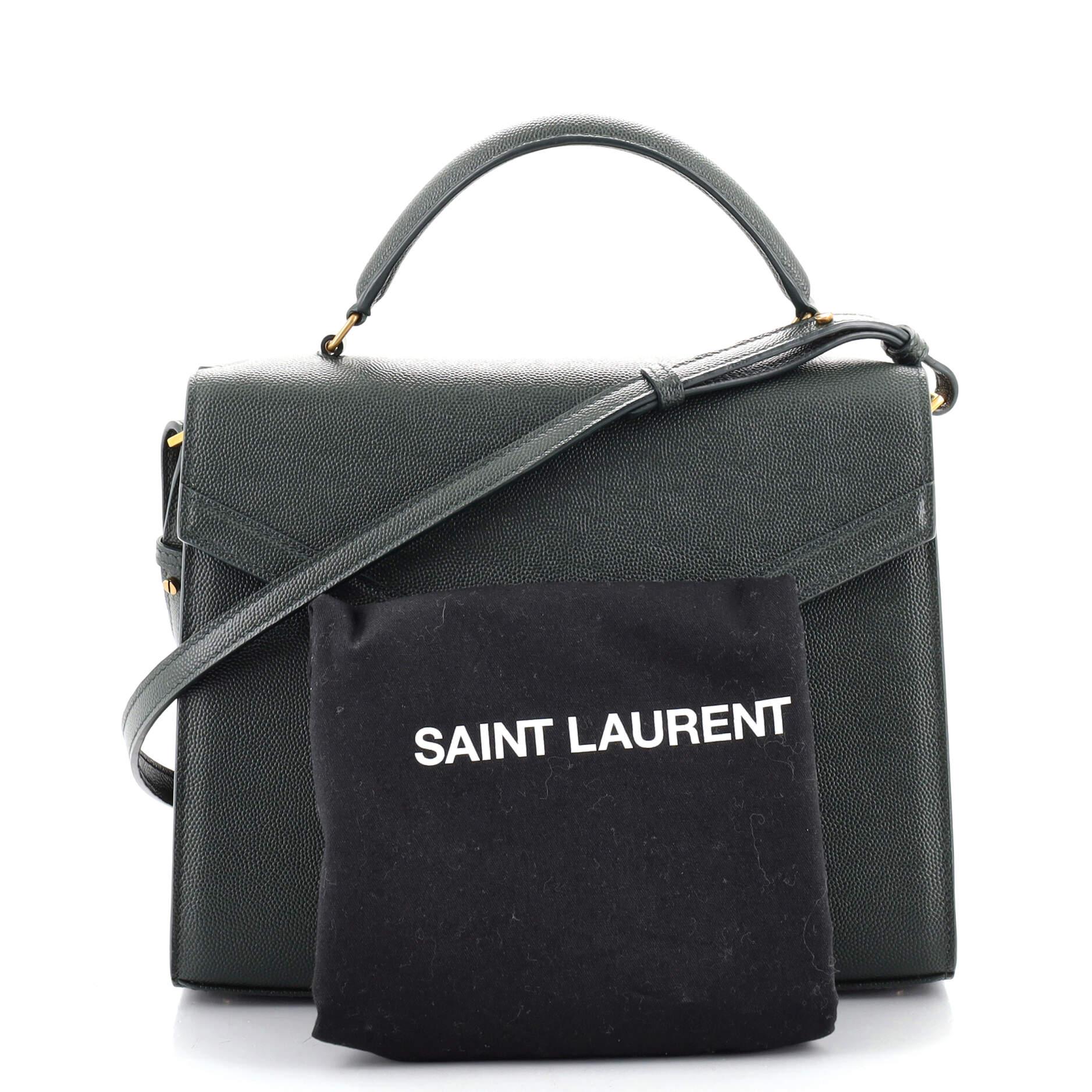 Condition: Very good. Odor in interior. Cracking on side opening wax edges, minor wear, scuffs and marks in interior, scratches on hardware.
Accessories: Dust Bag, With Strap
Measurements: Handle Drop 3