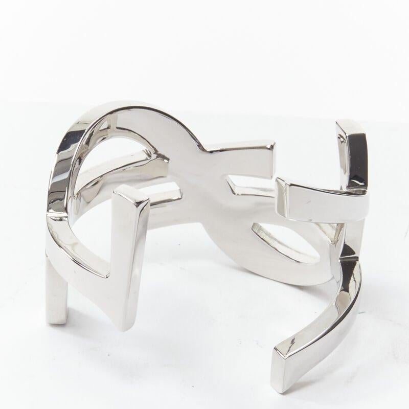 SAINT LAURENT Bracciale Cassandre in metallo argentato e ottone con logo Monogram YSL 1