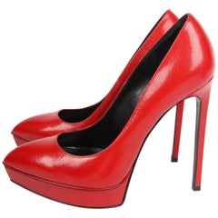 Saint Laurent Caviar Leather Pumps - red