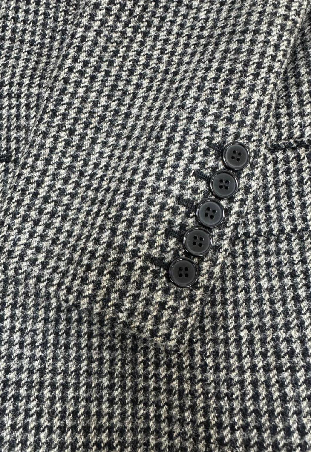 Saint Laurent Blazer de lana a cuadros S.36 Negro en venta