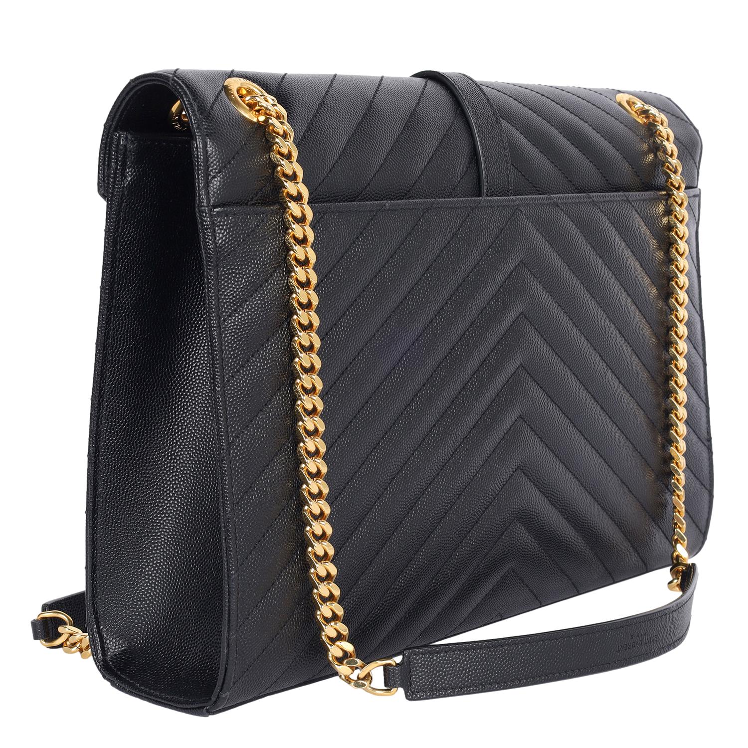 SAINT LAURENT Busta Chevron Grande Nero in vendita 4