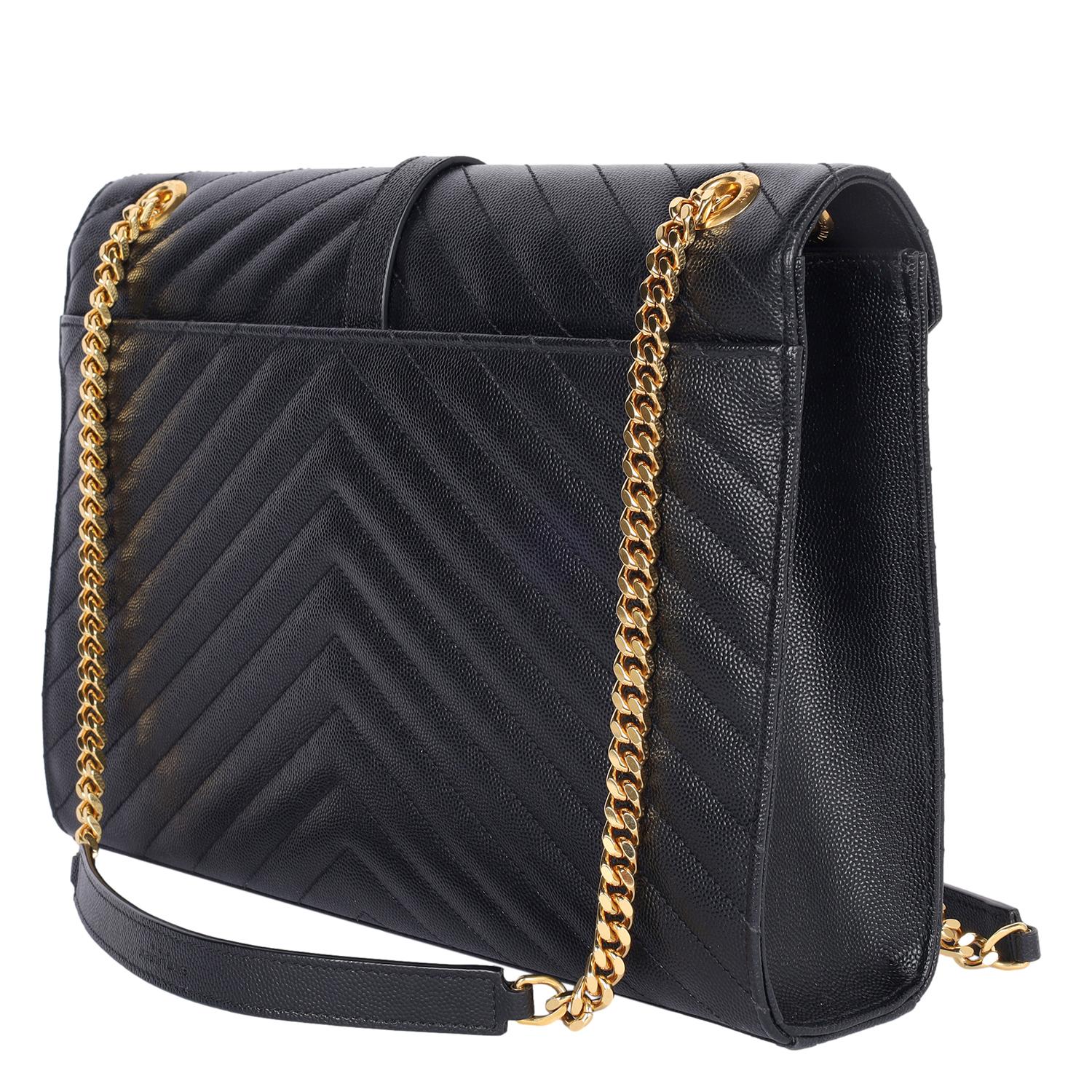 SAINT LAURENT Busta Chevron Grande Nero in vendita 5