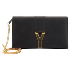 Saint Laurent Chyc Kette Clutch aus Leder Saint Laurent Chyc Kette Clutch aus Leder