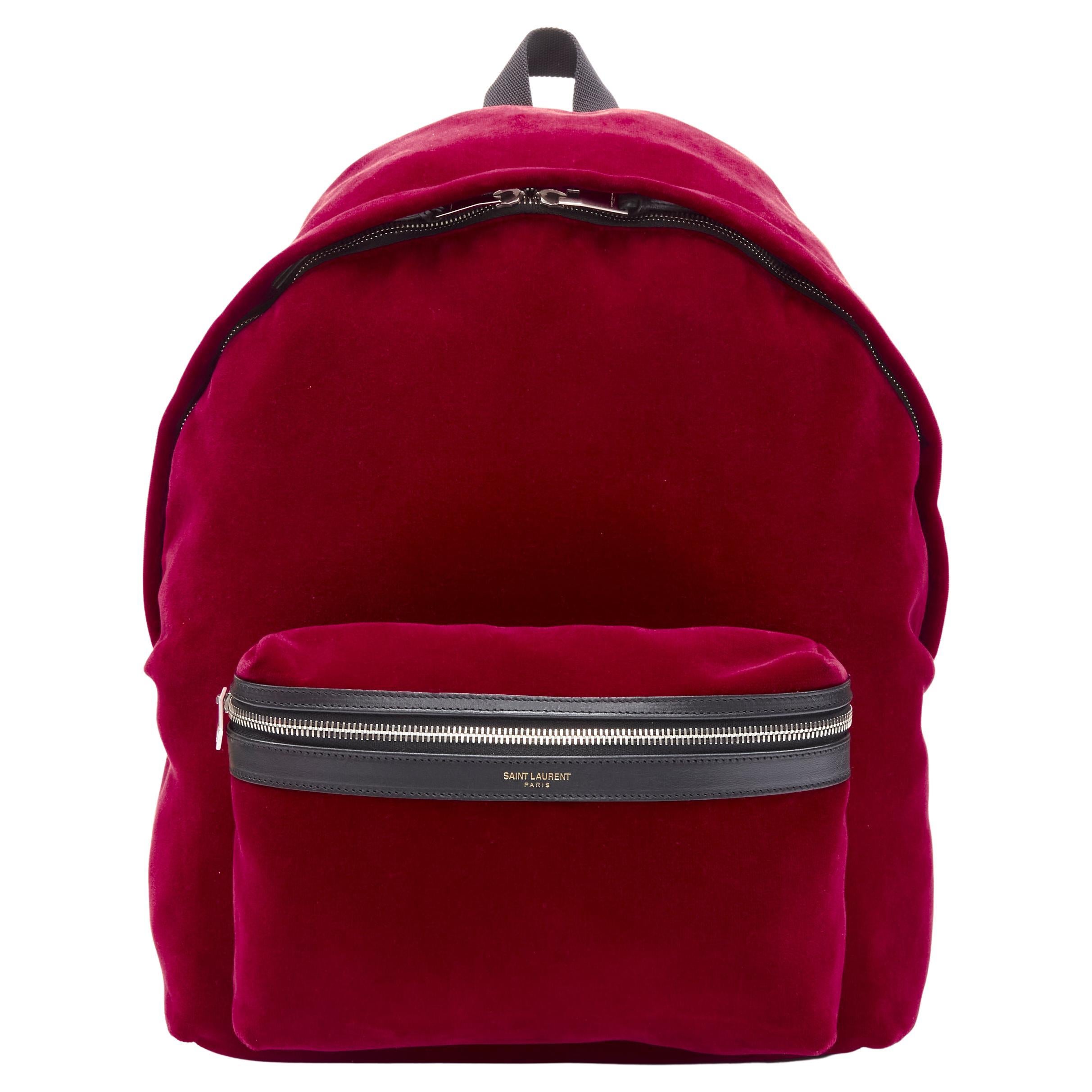 SAINT LAURENT City Rucksack aus rotem Samt mit schwarzem Lederbesatz