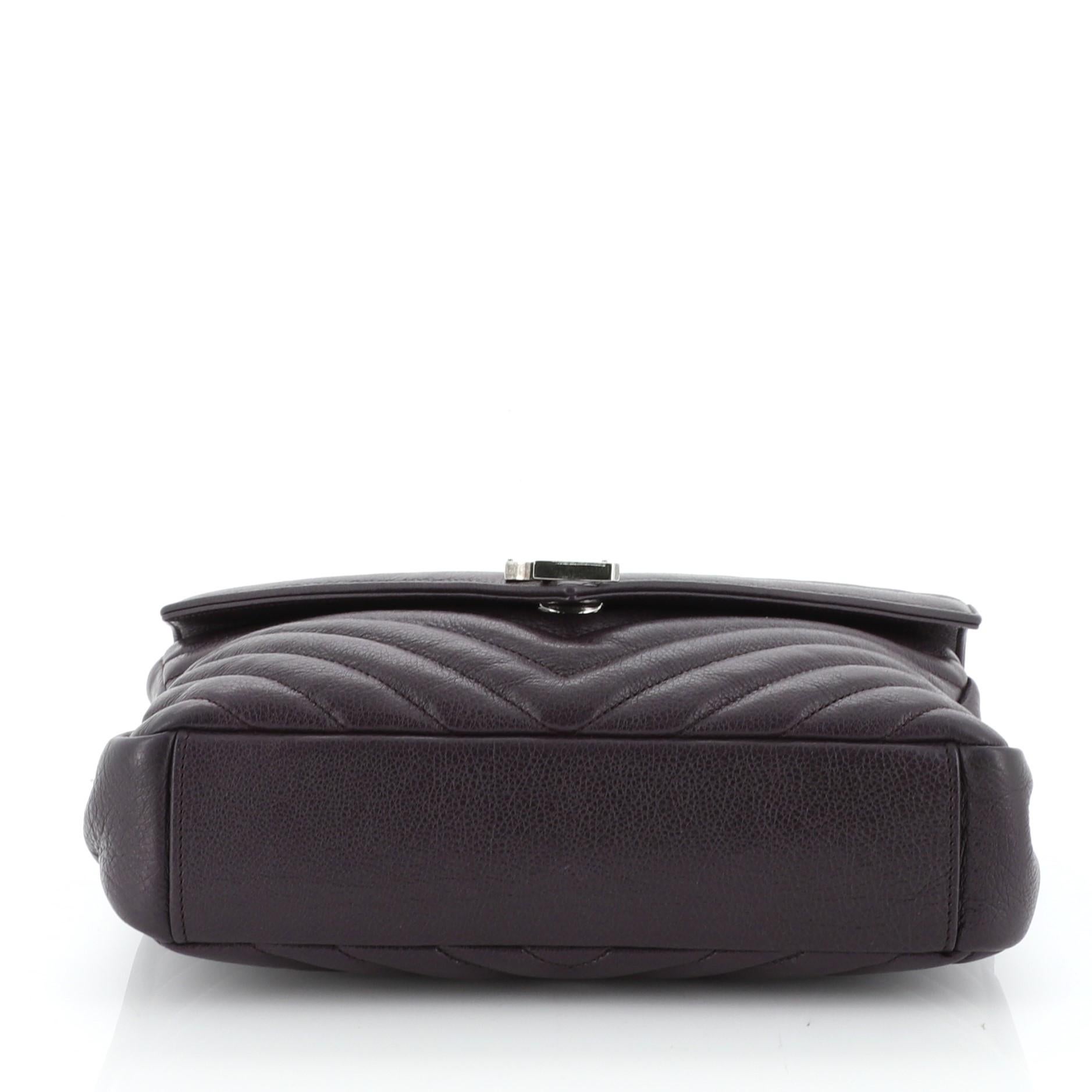 Saint Laurent Classic Monogram College Bag Matelasse Chevron Leather Medium In Good Condition In NY, NY