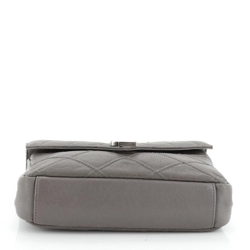 Saint Laurent Classic Monogram College Bag Quilted Leather Medium In Good Condition In NY, NY