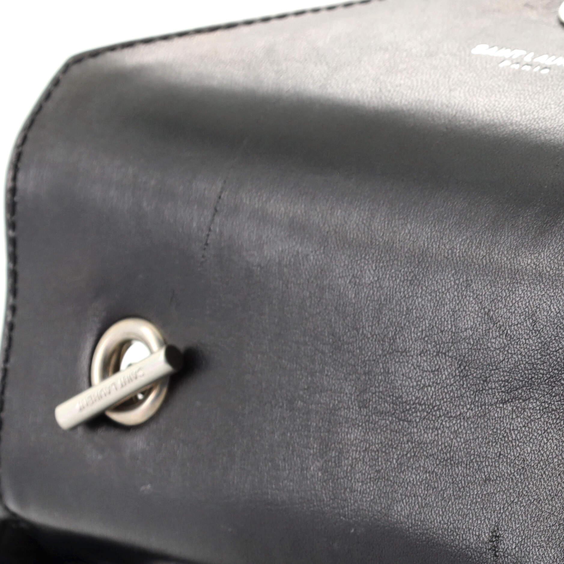 Saint Laurent Klassische Monogramm Crossbody Tasche Leder mit Applique Baby 3