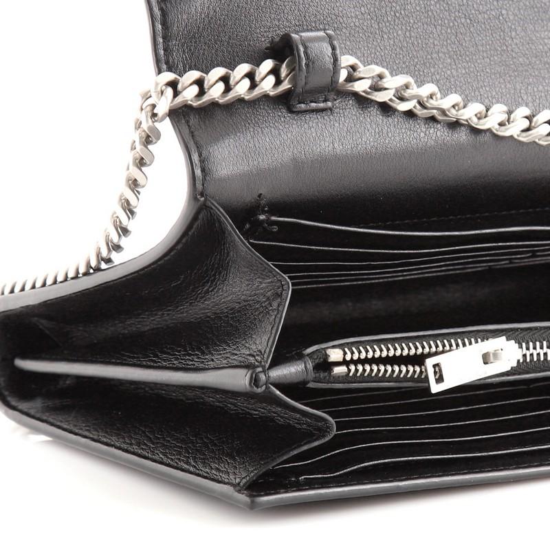 Saint Laurent Classic Monogram Crossbody Bag in pelle borchiata Media 3