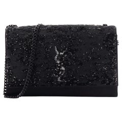 Saint Laurent Klassisches Portemonnaie mit Monogramm an Kette aus Satin mit Paillettenverzierung