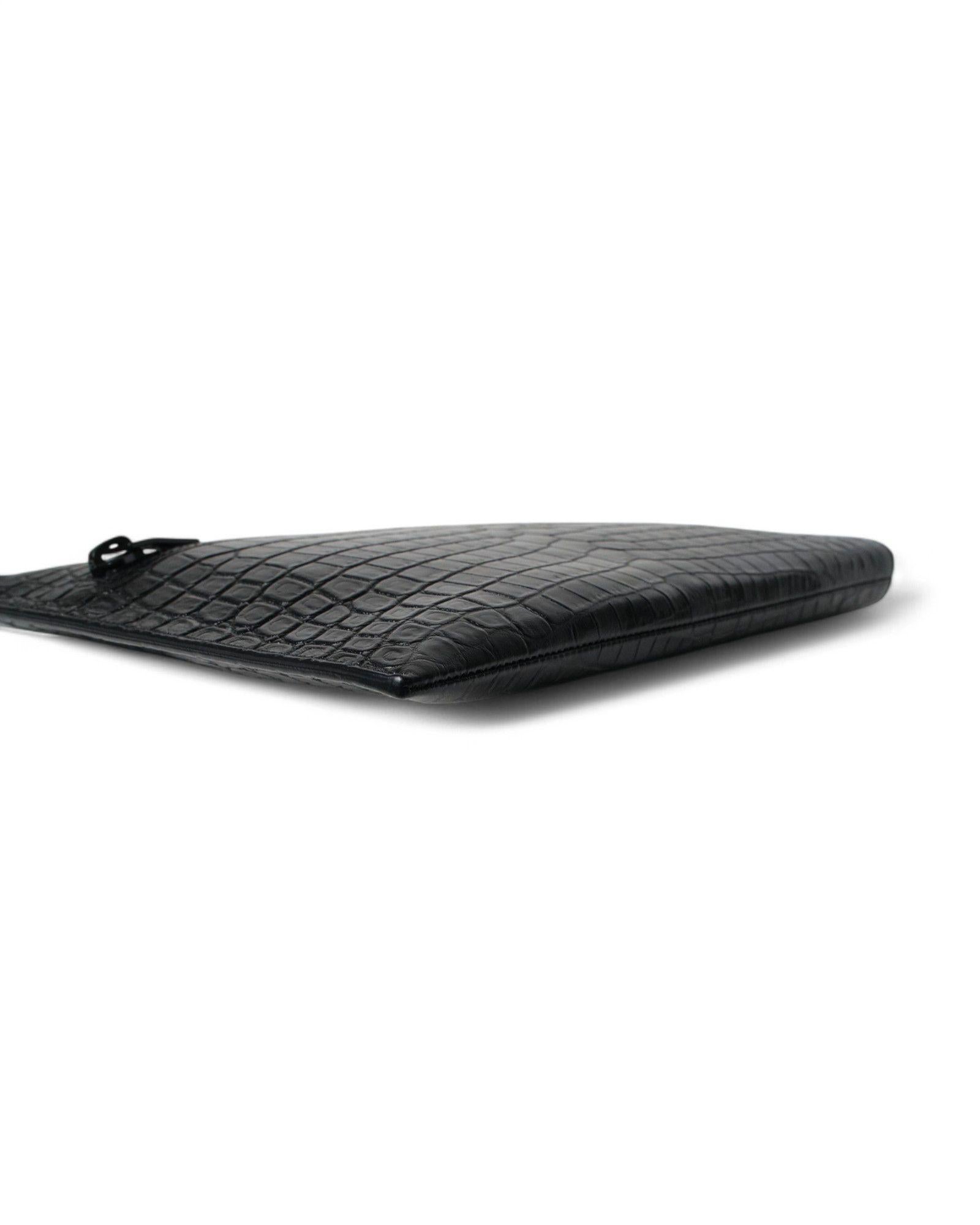 Saint Laurent Clutch Small Lucida Nera in vendita 5
