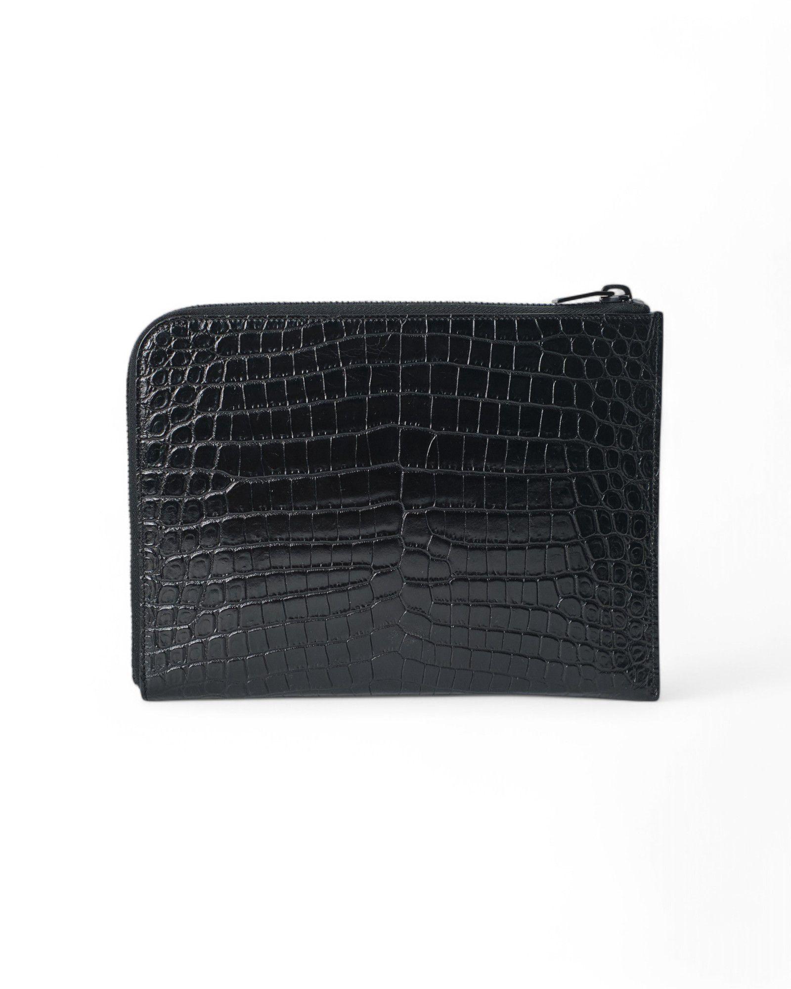 Saint Laurent Clutch Small Lucida Nera In condizioni ottime in vendita a Torre Del Greco, IT